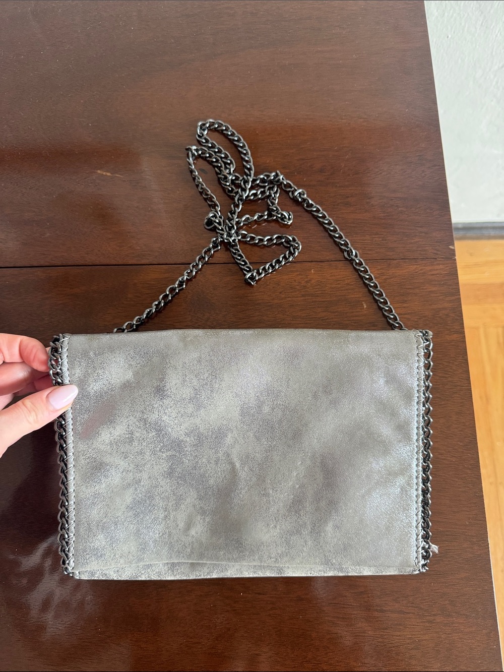 Women’s Metallic Silver Chain-Trim Crossbody Bag